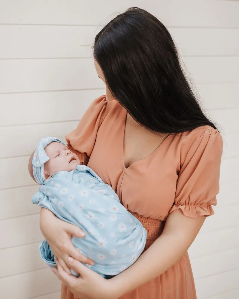 Serenity Swaddle and Headband Set - Mint Daisy