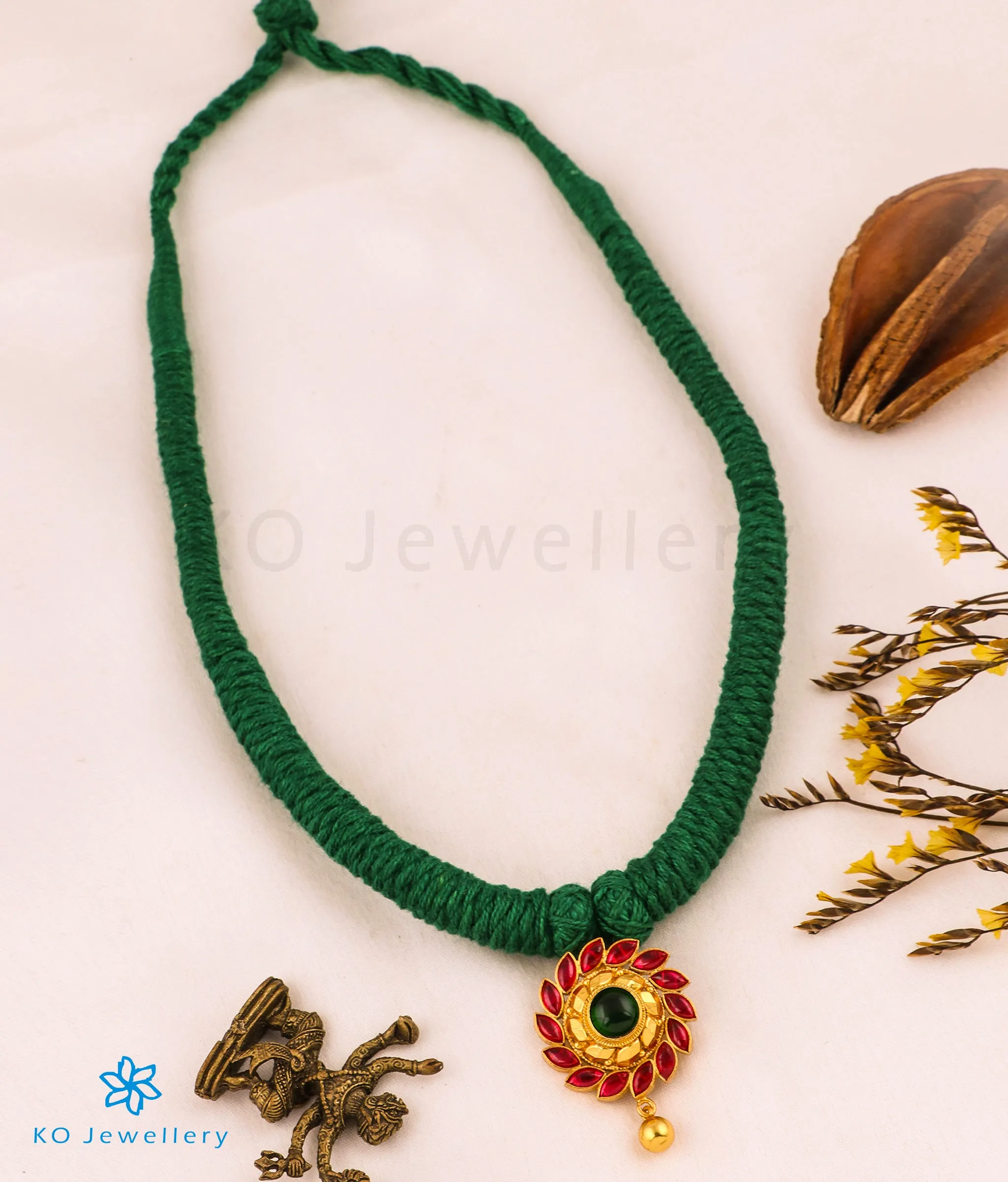 The Aamod Silver Kempu Necklace (Green)