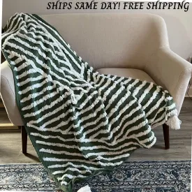 Vintage green boho throw blanket, Home Decor, White Tufted Handmade blanket, Handmade  gift for grandma